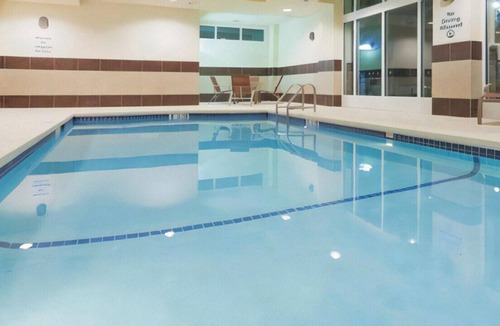 Hoover House | Indulge in the Ultimate Vacation! W/ Free Wifi
