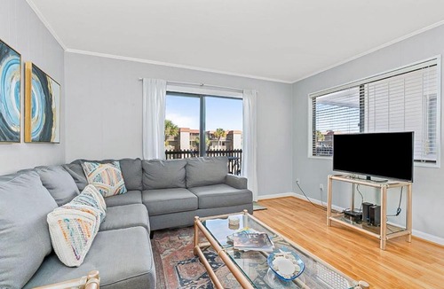 North Myrtle Beach Apartment | Inlet Point Villas 10-D