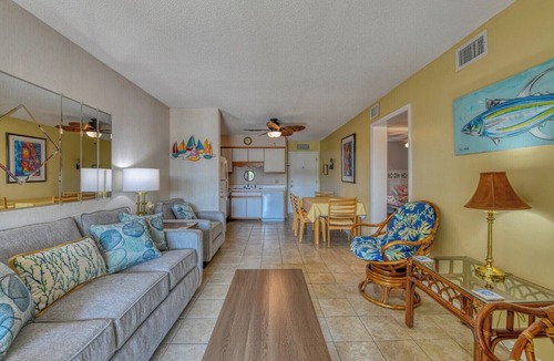 Gulf Stream Estates Condo | Inlet Pointe 30 Inlet front condo with pool, fishing dock and Walk to beach