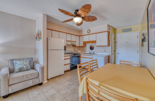 Gulf Stream Estates Condo | Inlet Pointe 30 Inlet front condo with pool, fishing dock and Walk to beach