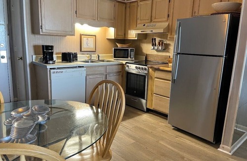 Gulf Stream Estates Condo | Inlet Pointe 37 - Second Row (Channelfront) in Garden City Beach
