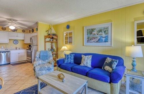 Gulf Stream Estates Condo | Inlet Pointe 29 Walk to beach in 2 minutes. Enjoy the pool and floating dock.