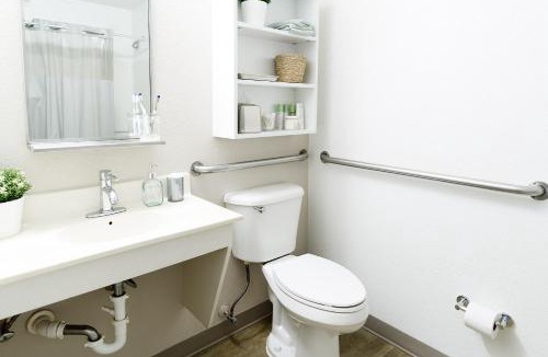 Norcross Hotel | InTown Suites Extended Stay Atlanta GA - Norcross