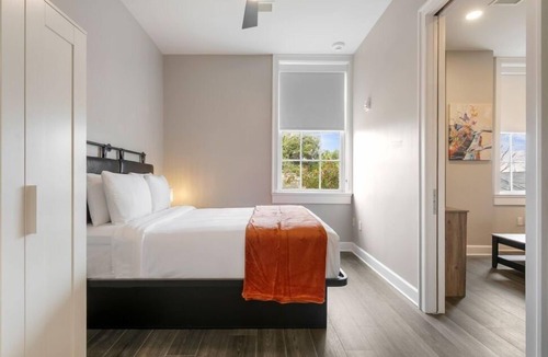 New Orleans Hotel | Inviting 2BR Suite Steps from Historic New Orleans
