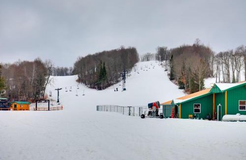 Stambaugh House | Iron River Condo w/Gas Grill Near Skiing + Hiking