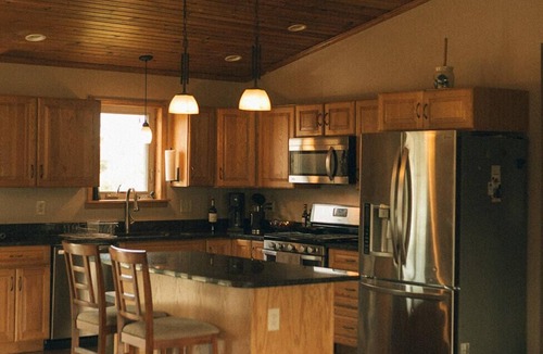 Wellston Cabin | Irons Legend's Acres Hot Tub, Fire Pit Near Trails