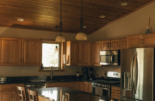 Wellston Cabin | Irons Legend's Acres Hot Tub, Fire Pit Near Trails