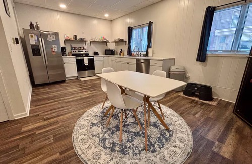 Negaunee House | Irontown Estates: Northern Nook - Downtown Negaunee - 15 min to Marquette