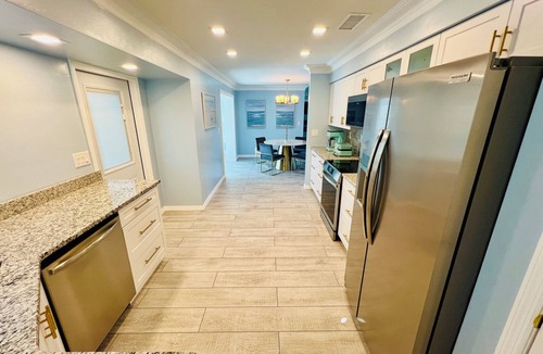 Laguna Shores House | Island Escape - Beautiful New Remodeled Home with Pool