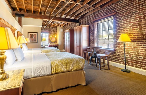 Pulaski Hotel | Jackson Park Inn, an Ascend Collection Hotel