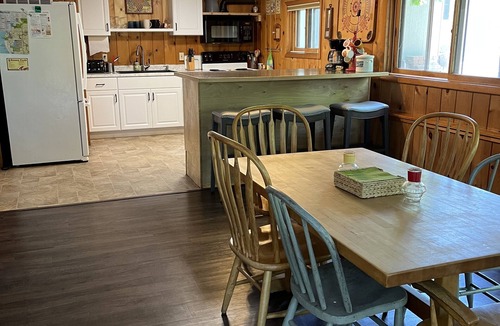 Silver Lake Cottage | July 4-11 OPEN! Huge deck, AC, pool, play area, walk to town, on channel, pet OK
