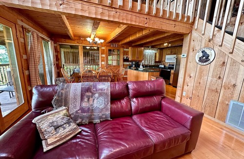 Sevierville Cabin | July 4th Available Now!