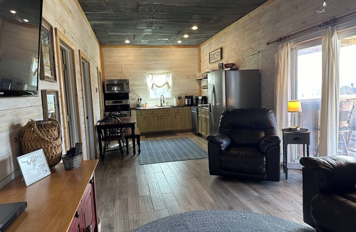 Eminence House | Just A Stone's Throw Cabin from Eminence, Jacks Fork, & Cross County Trail Ride