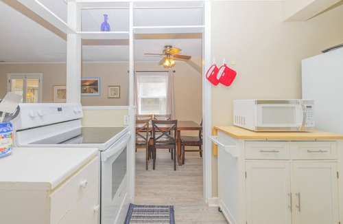 Isle of Palms House | Just One Block to BEACH! Cute and comfortable beach home with Screened Porch!