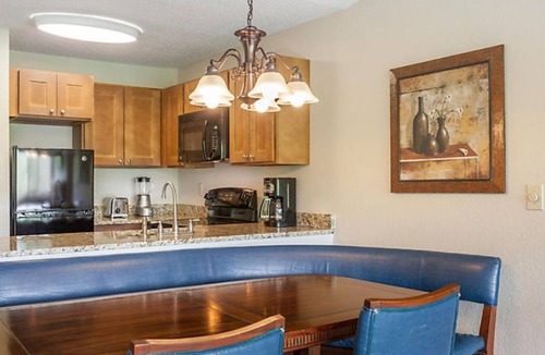 Gatlinburg Ski Chalet | Just Reduced! Enjoy the magic of Mtn Loft Resort Gatlinburg for Spring Break!