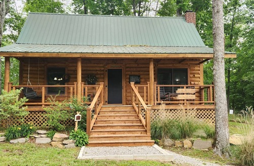 Celina Cabin | 'JUST' up the Hill from Holly Creek Marina on Dale Hollow Lake