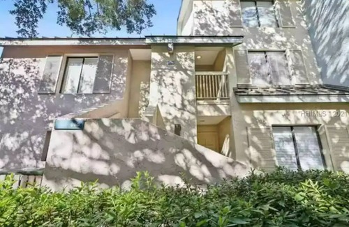 Harbour Town Condo | Just Upgraded! Harbour Town 3BR/3BA - Pool Access - Book Now