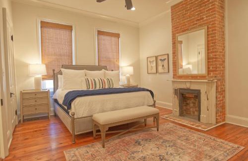 Natchez House | Katie's Cottage in Natchez, Charming Historic Home