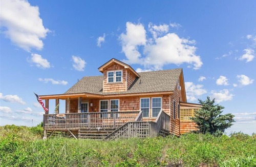 Colington House | KD2203- Oceanfront-4 Bedrooms, 2 Baths, Saturday Check-in, Hot Tub