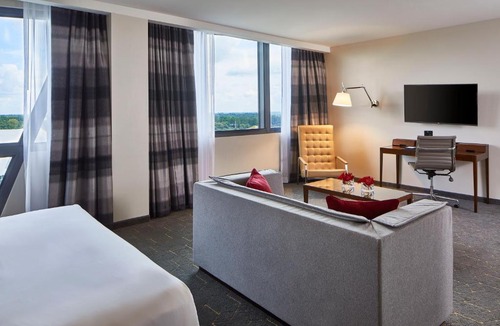 Hapeville Hotel | Kimpton Overland Hotel - Atlanta Airport by IHG