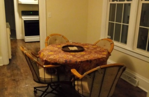 South Charleston House | King & 2 Queens 55” Smart TV cable Convenient