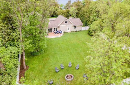 Sister Bay House | Kings Landing by Simple Life Rentals