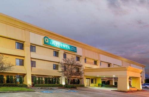 Baton Rouge Hotel | La Quinta by Wyndham Baton Rouge Siegen Lane