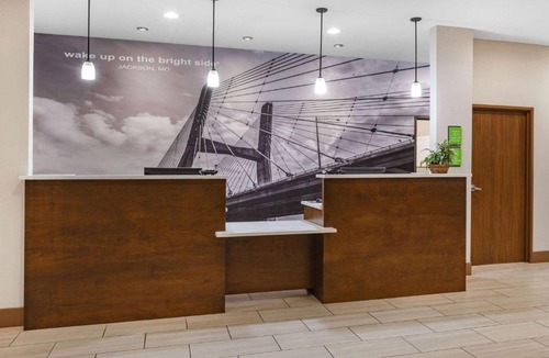 Jackson Hotel | La Quinta Inn & Suites by Wyndham Jackson-Cape Girardeau