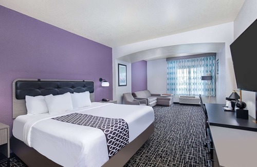 Bowling Green Hotel | La Quinta Inn & Suites by Wyndham Bowling Green