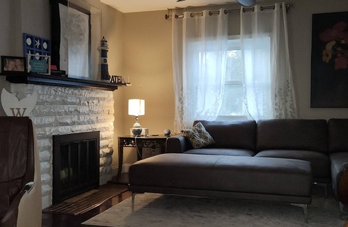 West Bloomfield House | Lake access with beach on street and kayak rentals