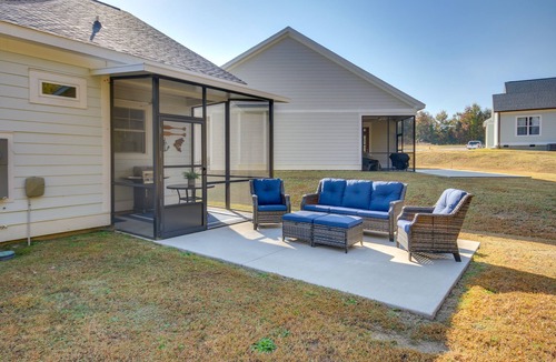Greenwood Cottage | Lake Access & Boat Slip: Greenwood Cottage!