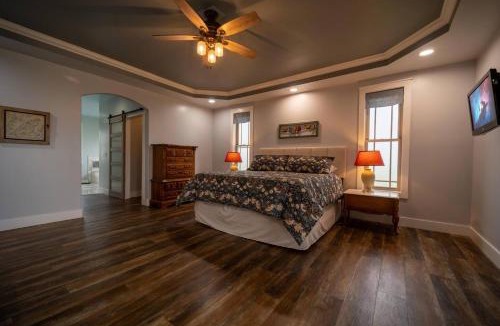 Dandridge House | Lake Dock - Hot Tub with Game Room and Guest Suite