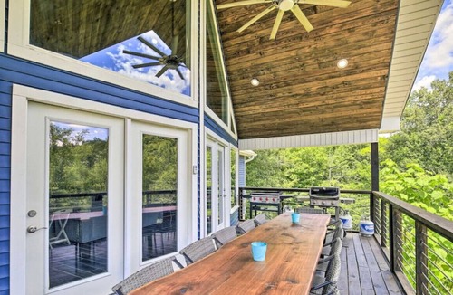 Tazewell House | Lake Effect on Lake Norris