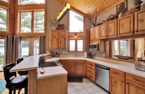 Arkdale Cottage | Lake front cottage less than 20 min from golf simulator/pool/bar/grill