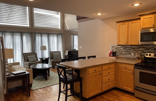 Somerset House | Lake House with stunning view of Lake Cumberland
