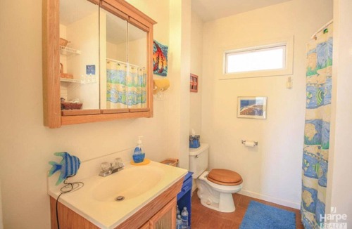 Montague Cottage | Lake Michigan beachfront cottage