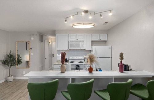 Northeast Raleigh Condo | Lake View Stylish Boho Studio Retreat