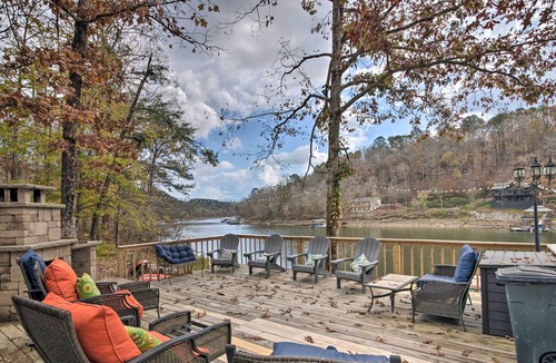 Arley House | Lakefront Arley Retreat w/ Private Hot Tub!