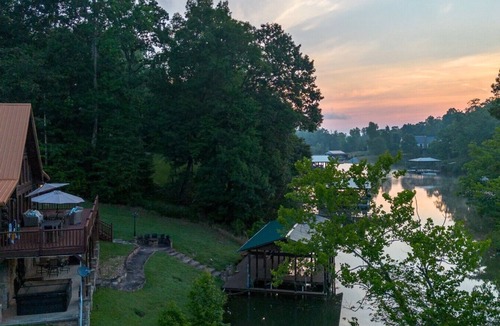 Ten Mile House | Lakefront Haven on Watts Bar