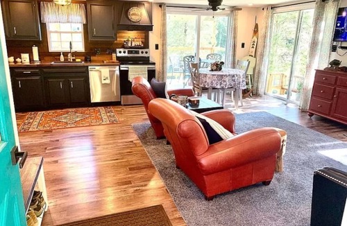 Chaplin House | Lakefront Home Close to Bourbon Trail-Dog friendly!