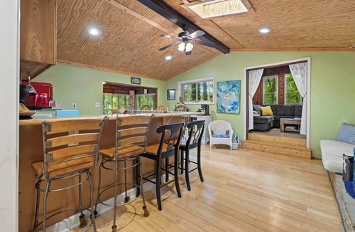 Green Hill Cabin | Lakefront Home on Old Hickory Lake