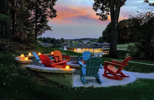 Livingston House | Lakefront Lake Anna, Pool, Hot Tub, Dock