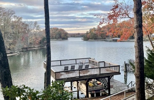 Ten Mile House | Lakefront Oasis: Dock, Porch, Kayaks, Arcade & Gameroom