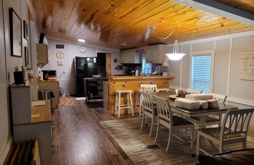 Blairsville House | Lakefront on Nottely! Family retreat on single level with covered boat slip.