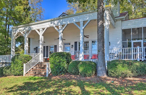 Cross Hill House | Lakefront Paradise w/Fire Pit - Dogs Welcome!