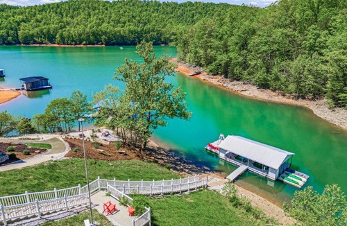 La Follette House | Lakefront Retreat N Norris Lake Dock W Slide Games