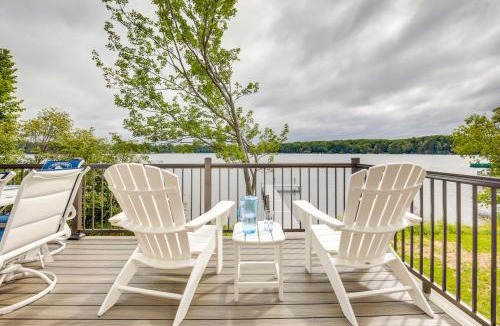 Rhinelander House | Lakefront Rhinelander Cottage w/Private Dock!