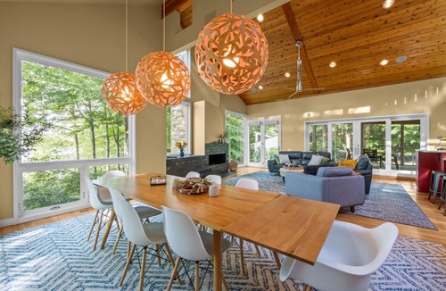 Roxboro House | Lakefront Roxboro Home w/Private Dock!