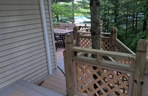 Briley House | Lakefront Vacation home 2800 Sq/ft. Includes kayaks and canoes