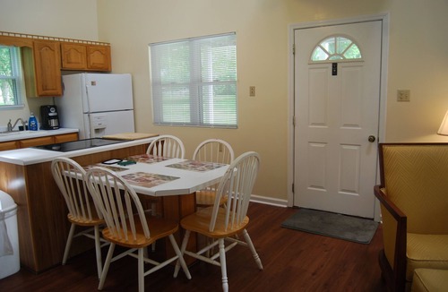 Russell Springs Cabin | LakePointe's Super Cabin - No Cleaning Fees!